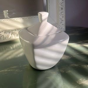 Thompson Pottery Sugar Bowl White